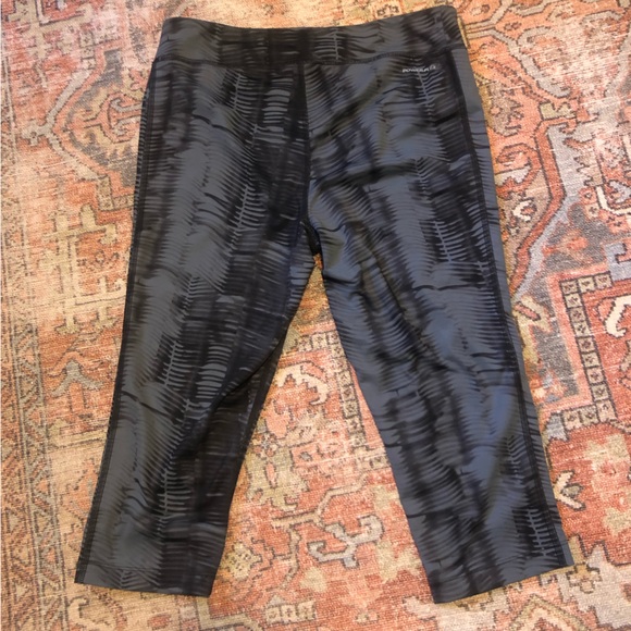 Carolina UNC mid-calf leggings by Champion - Picture 5 of 6